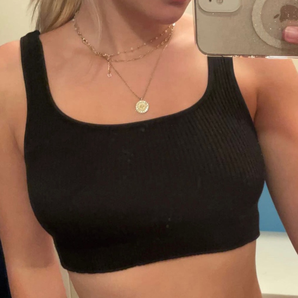 Lounge top